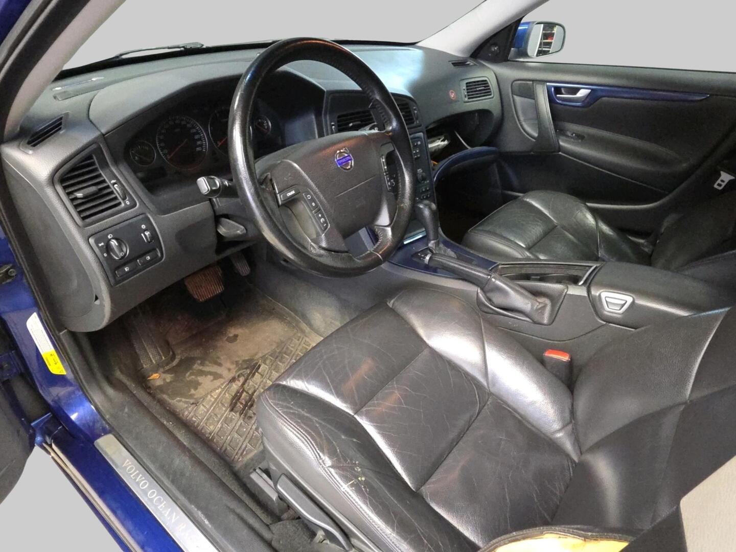 VOLVO V70 2006