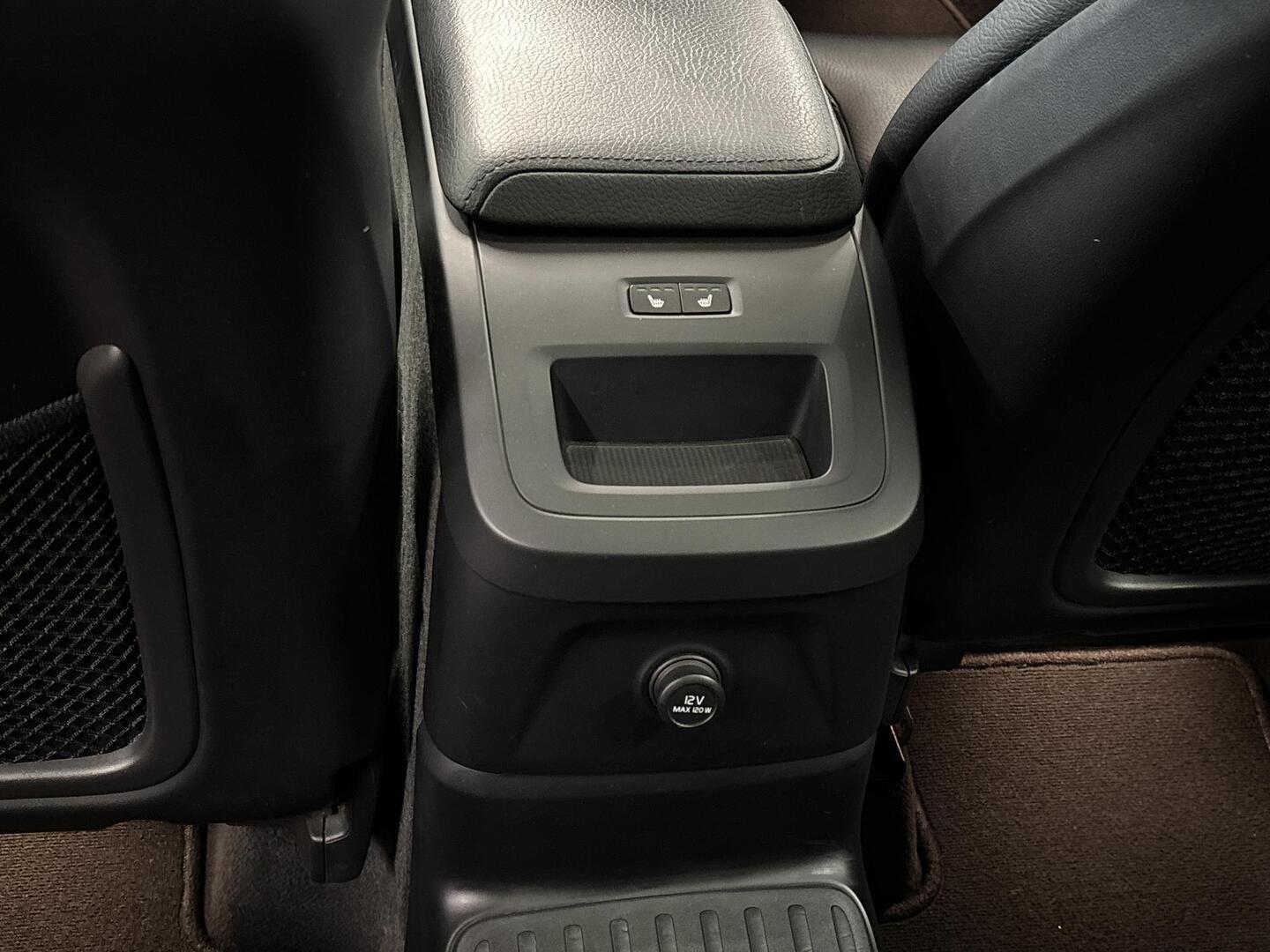 VOLVO XC60 2018