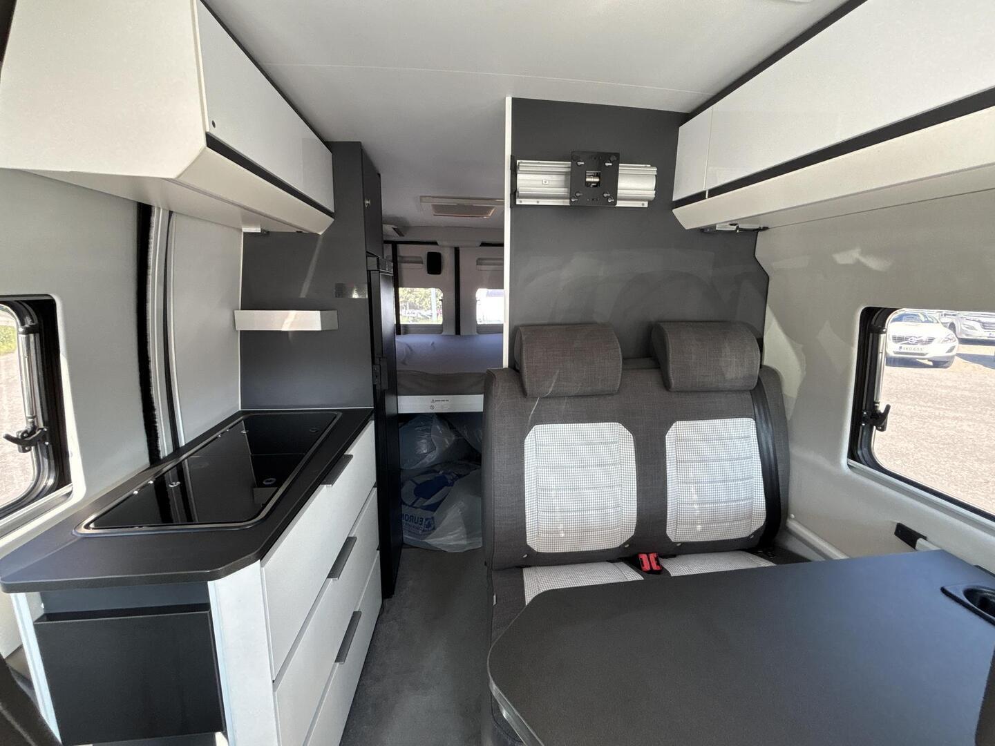 ADRIA TWIN SUPREME 2020