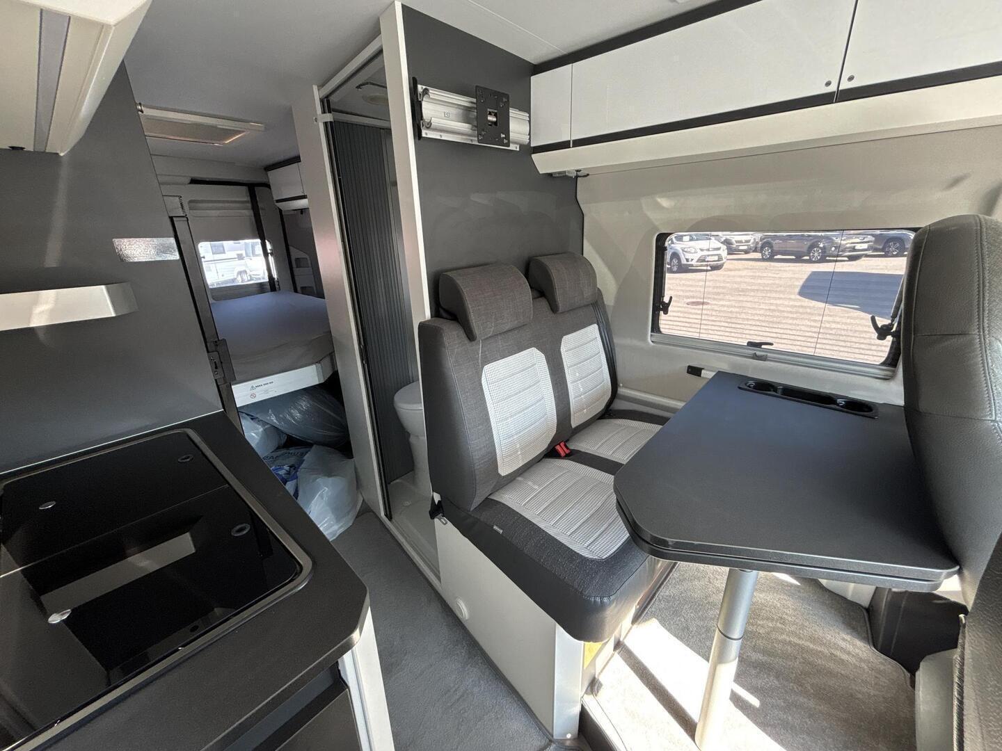 ADRIA TWIN SUPREME 2020