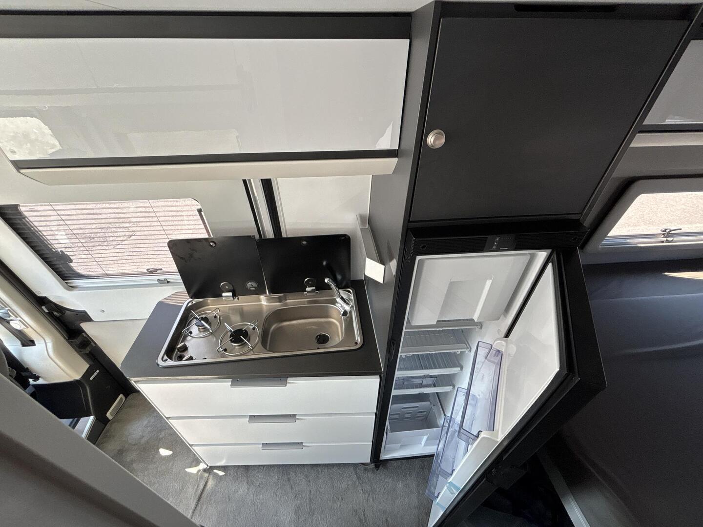 ADRIA TWIN SUPREME 2020