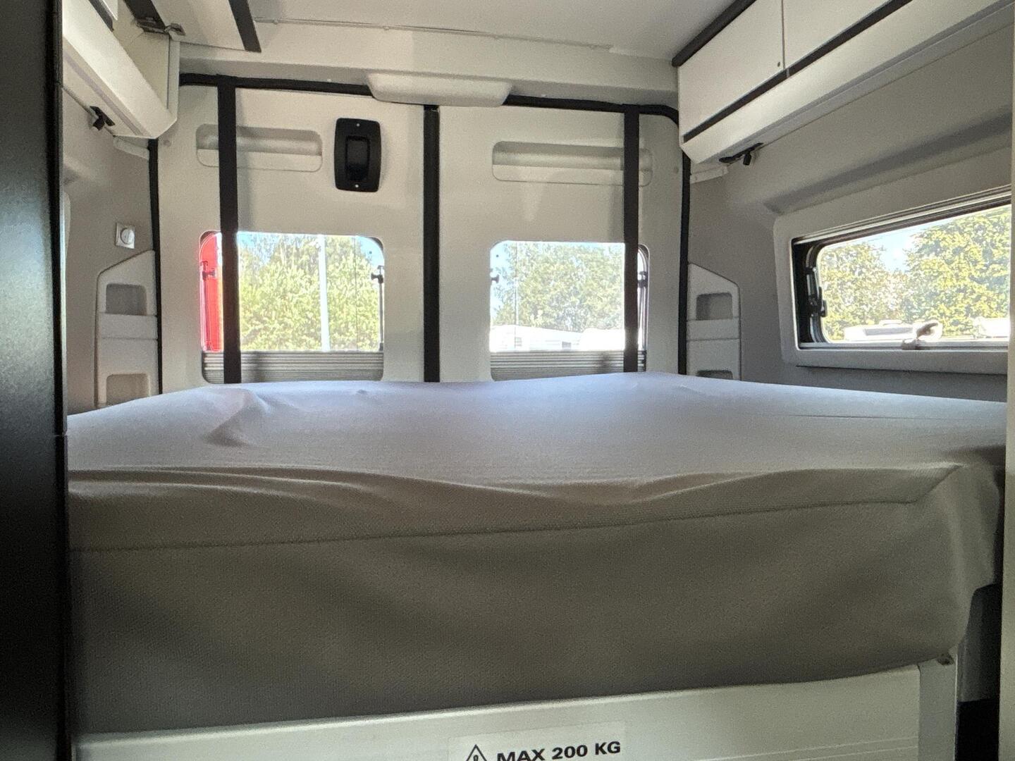 ADRIA TWIN SUPREME 2020