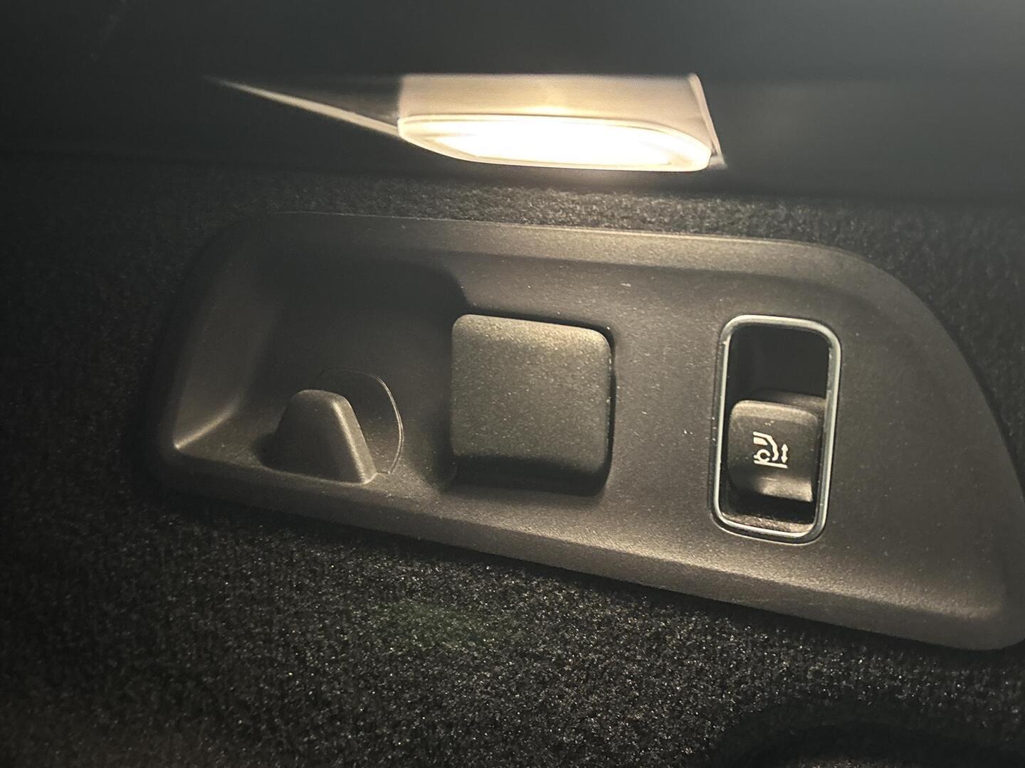 MERCEDES-BENZ GLE 2021