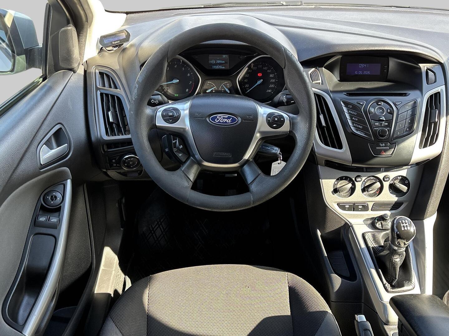 FORD Focus 2012