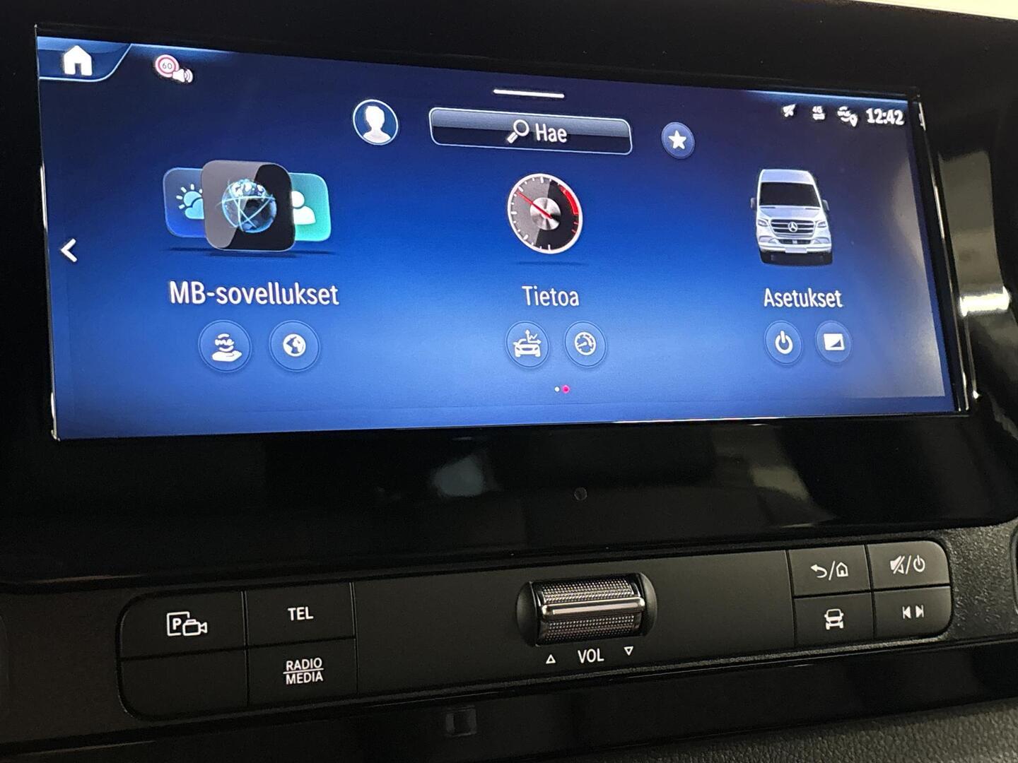 MERCEDES-BENZ SPRINTER 2025