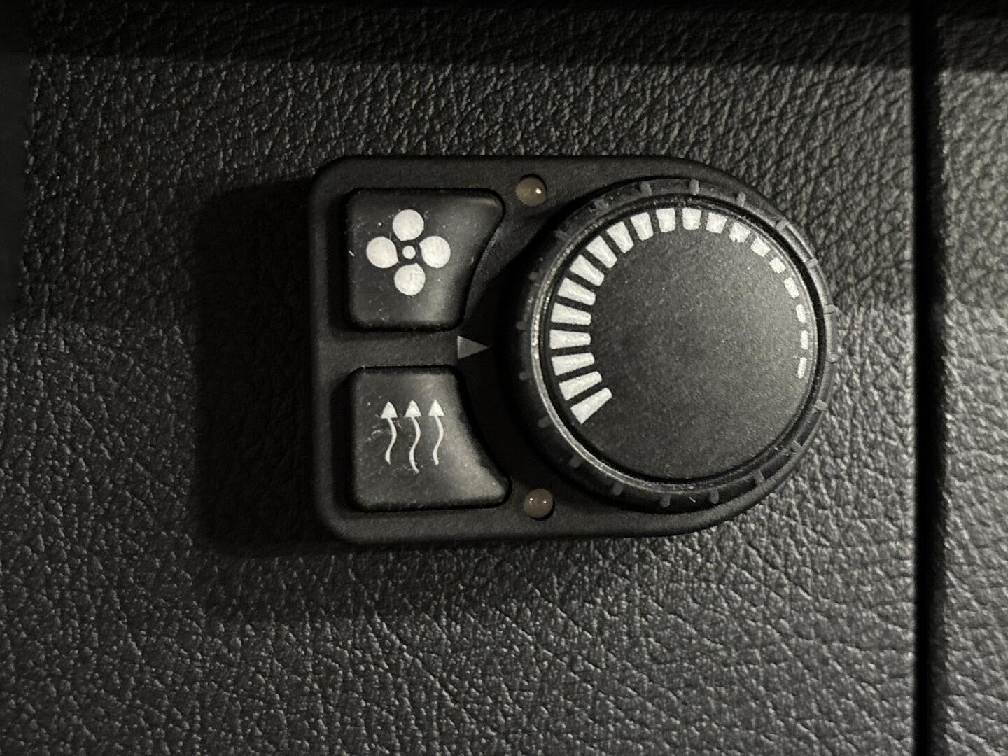 MERCEDES-BENZ SPRINTER 2025