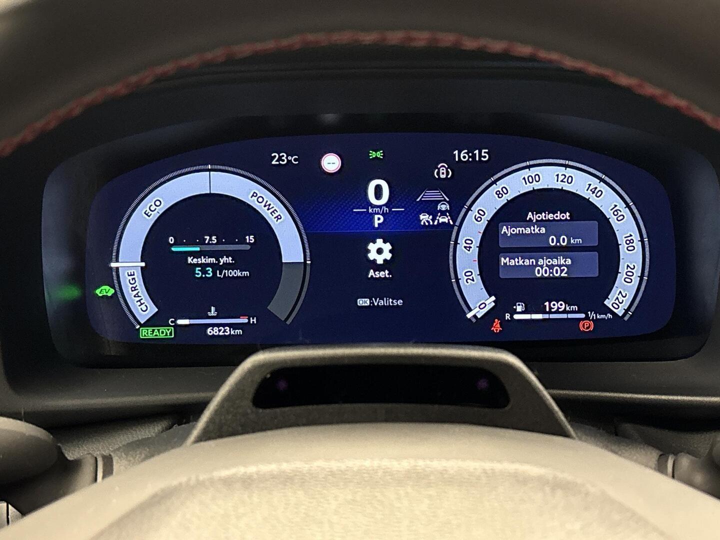TOYOTA C-HR 2024