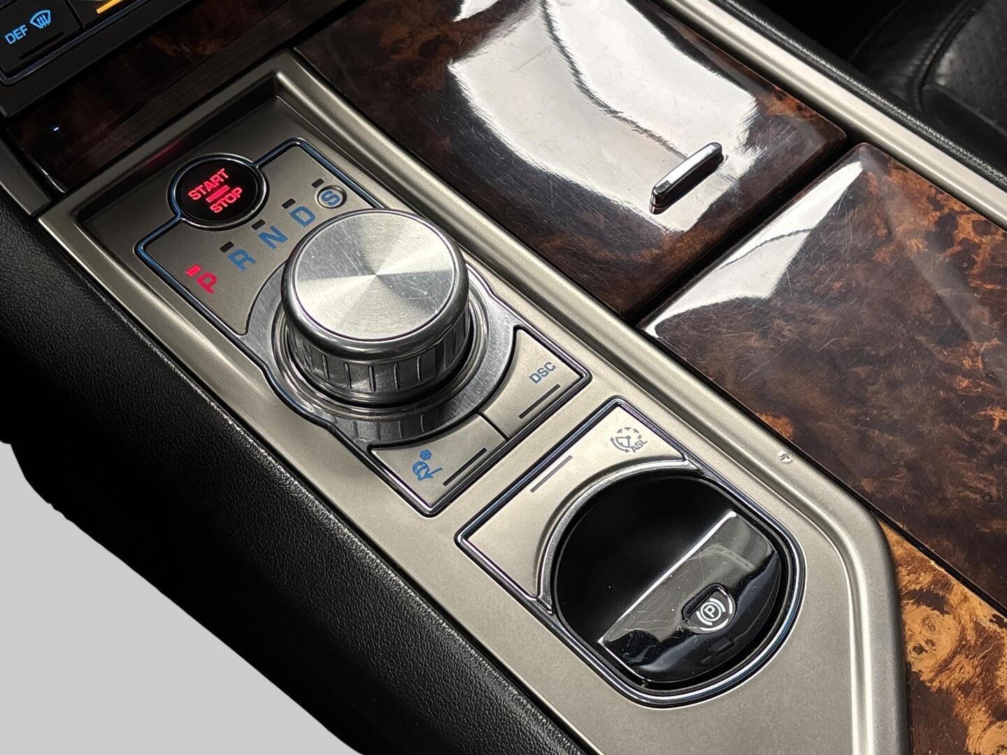 JAGUAR XF 2008