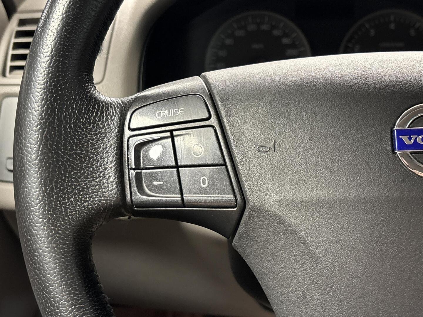 VOLVO V50 2005