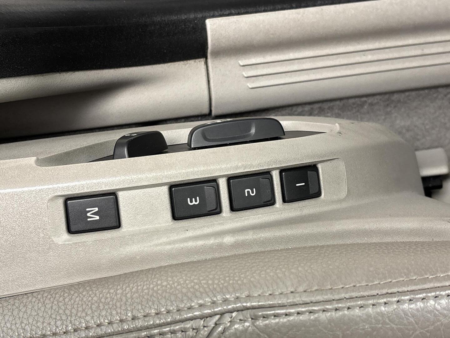 VOLVO V50 2005