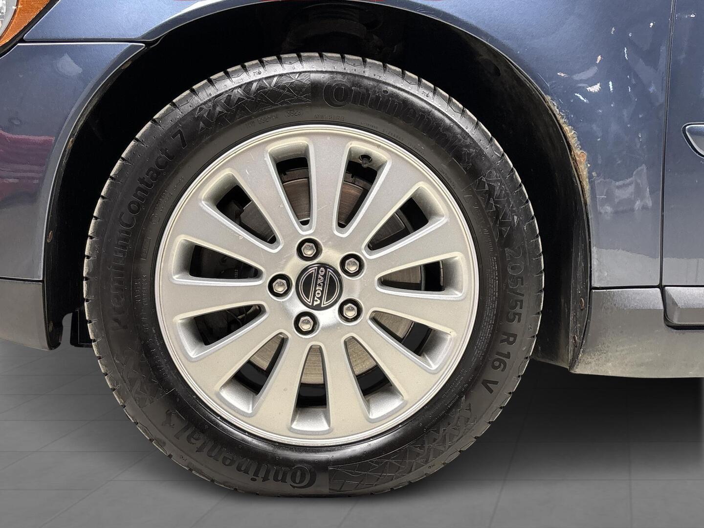 VOLVO V50 2005