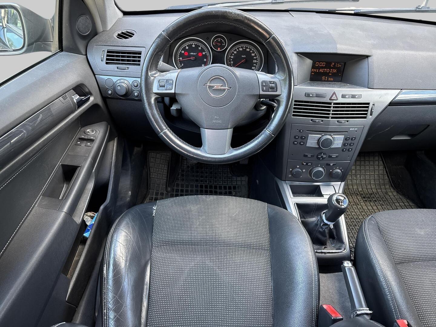 OPEL Astra 2005
