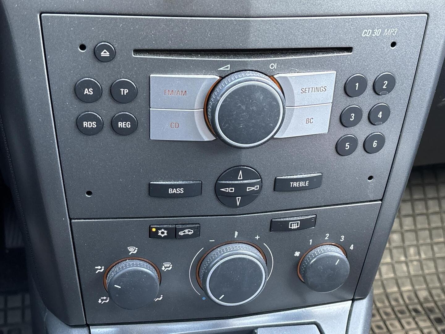 OPEL Astra 2005