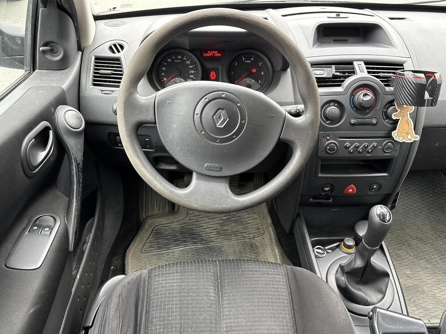 RENAULT Megane 2005