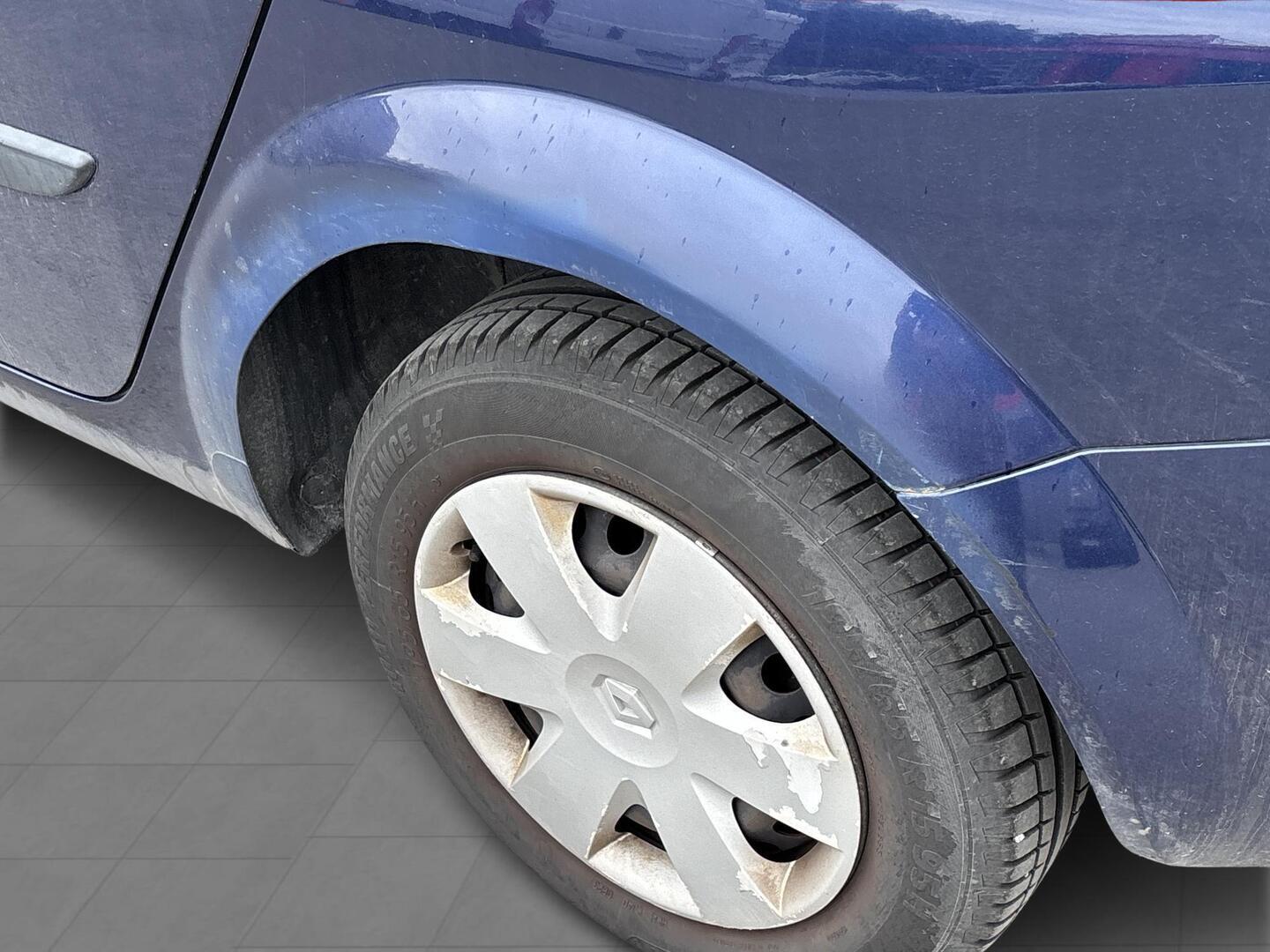 RENAULT Megane 2005