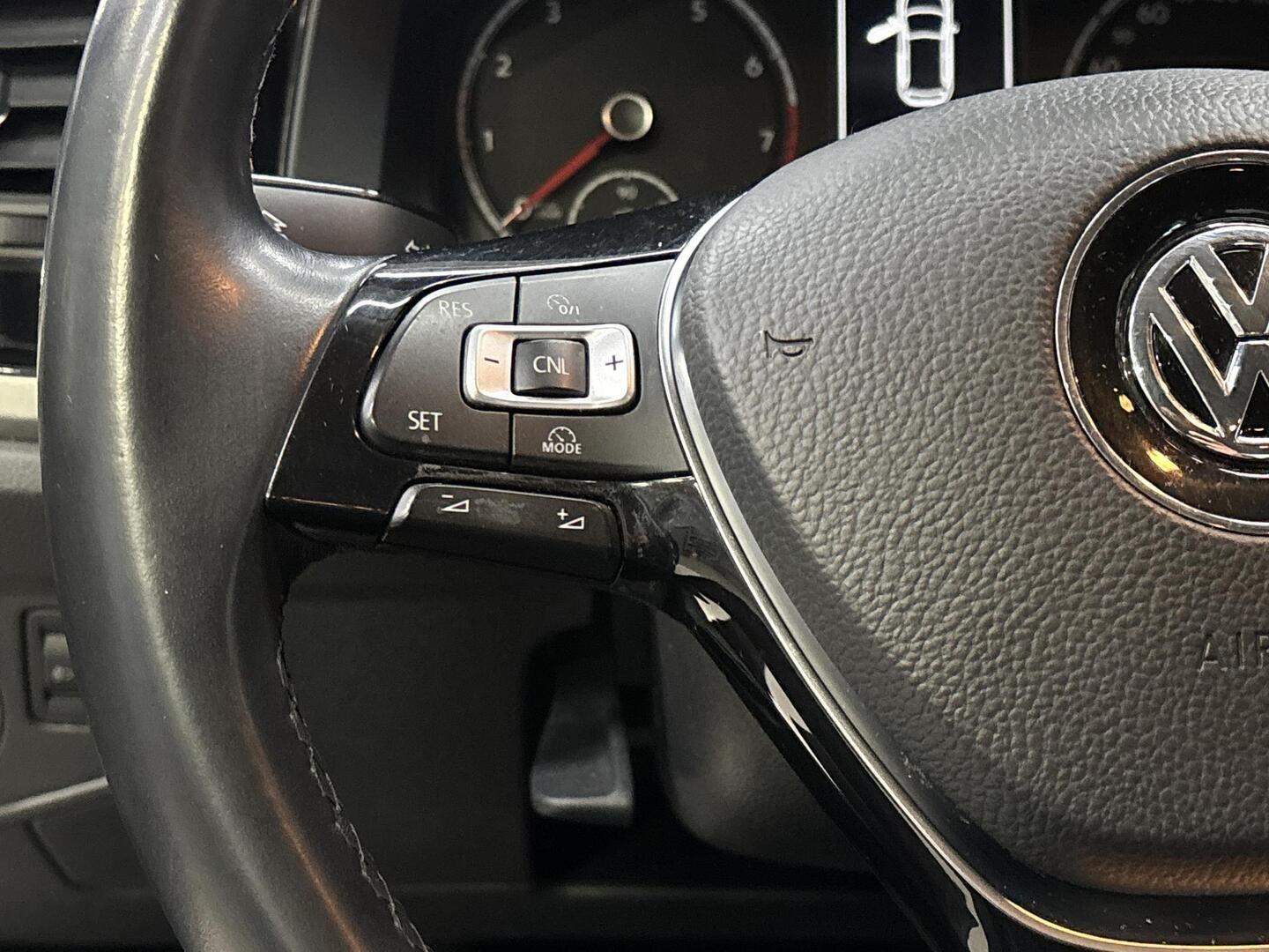 VOLKSWAGEN Polo 2019