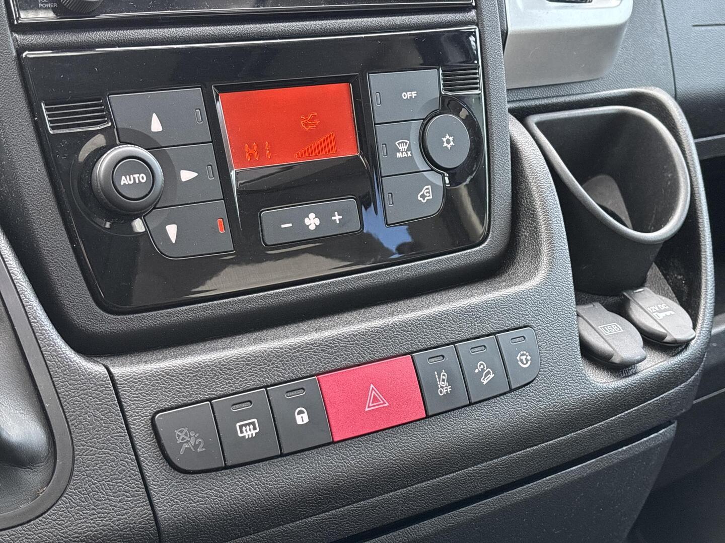 ADRIA TWIN 640 SLB 2021