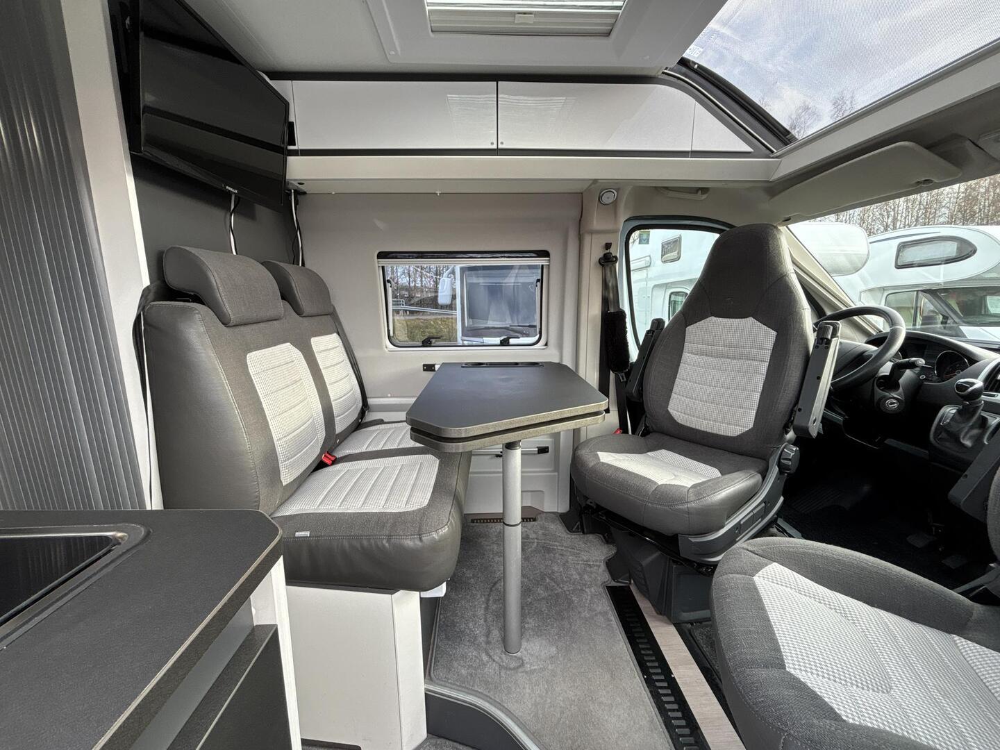 ADRIA TWIN 640 SLB 2021