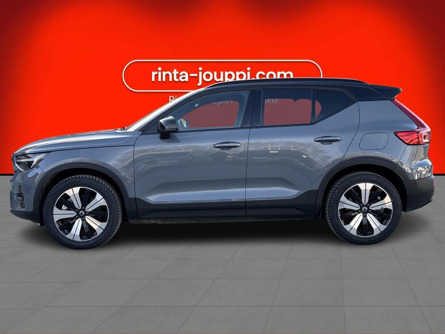VOLVO XC40 2022