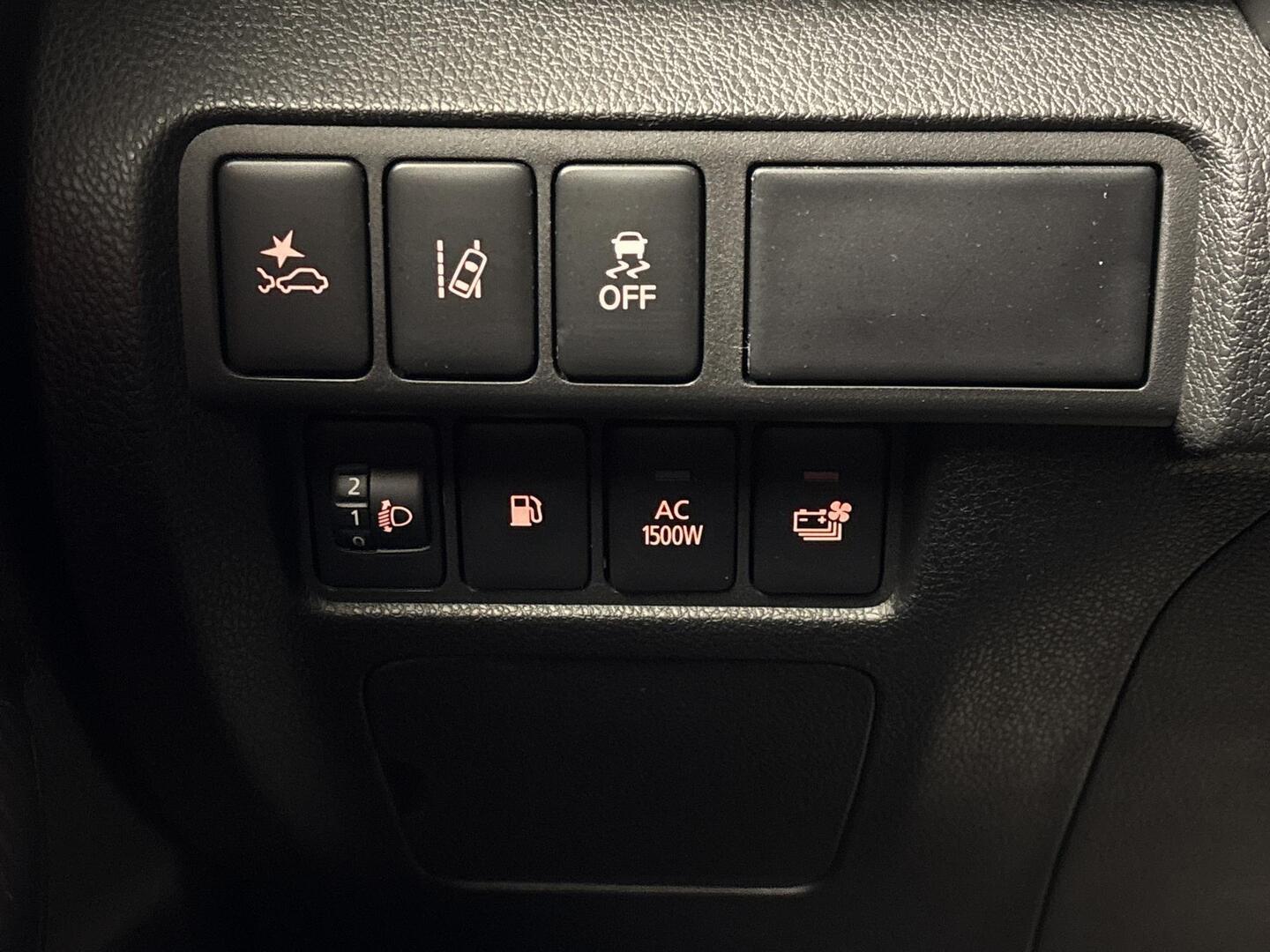 MITSUBISHI ECLIPSE CROSS 2024