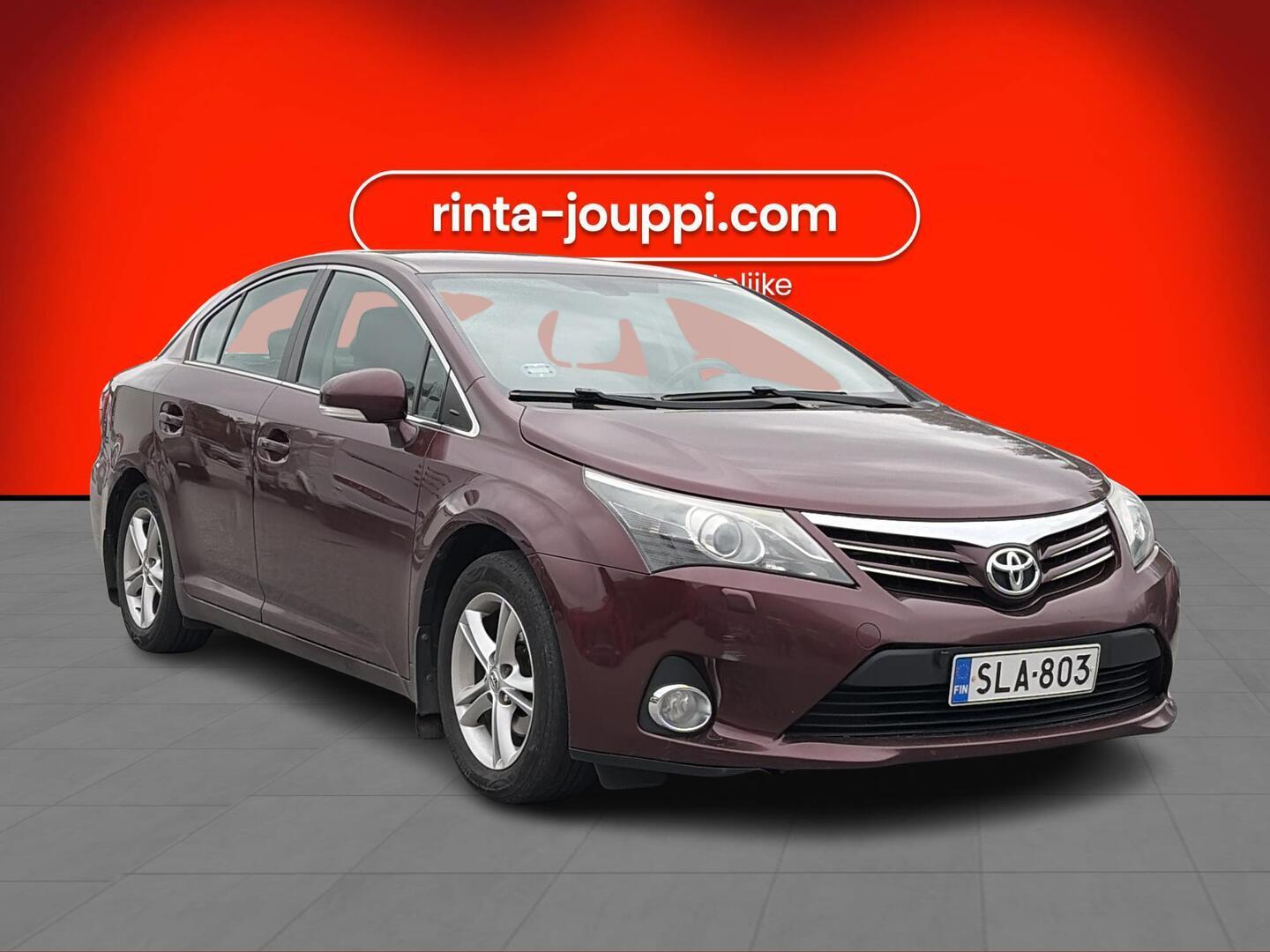 TOYOTA Avensis 2013
