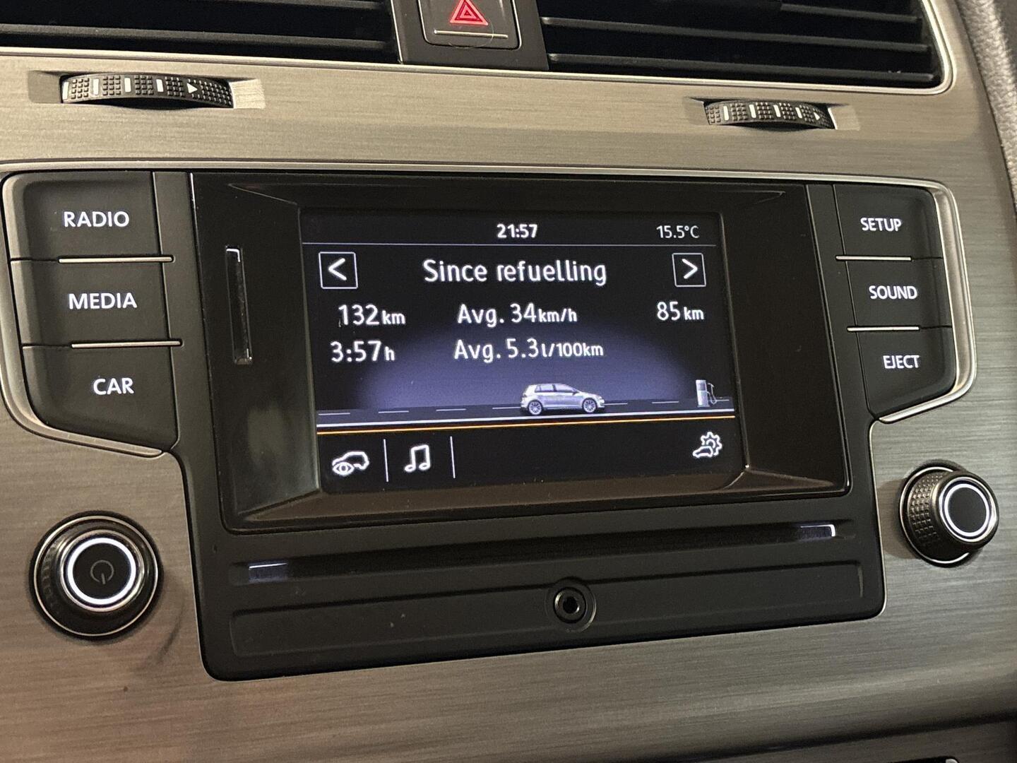 VOLKSWAGEN Golf 2014