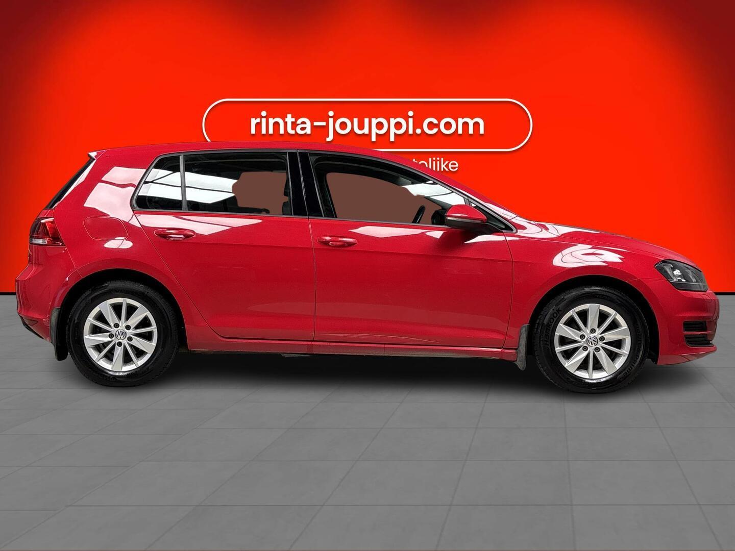 VOLKSWAGEN Golf 2014
