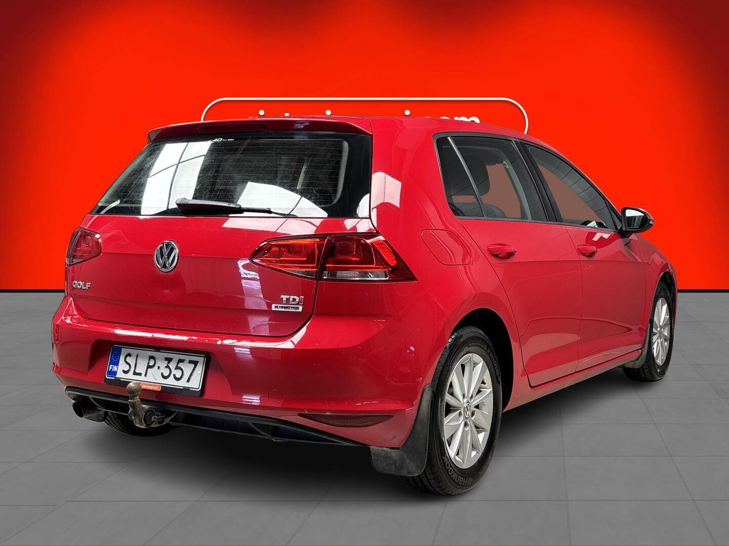 VOLKSWAGEN Golf 2014