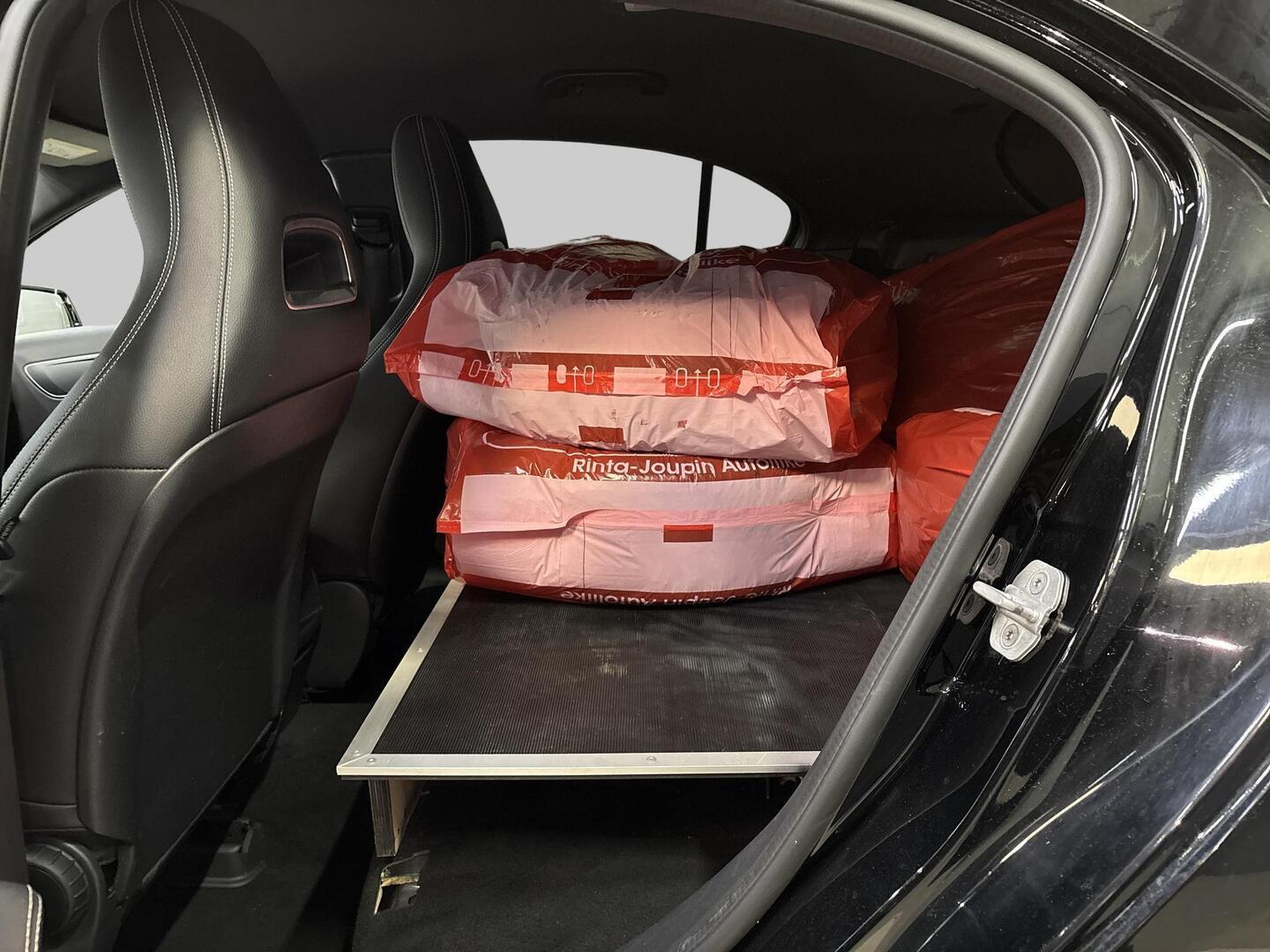 MERCEDES-BENZ A 2017