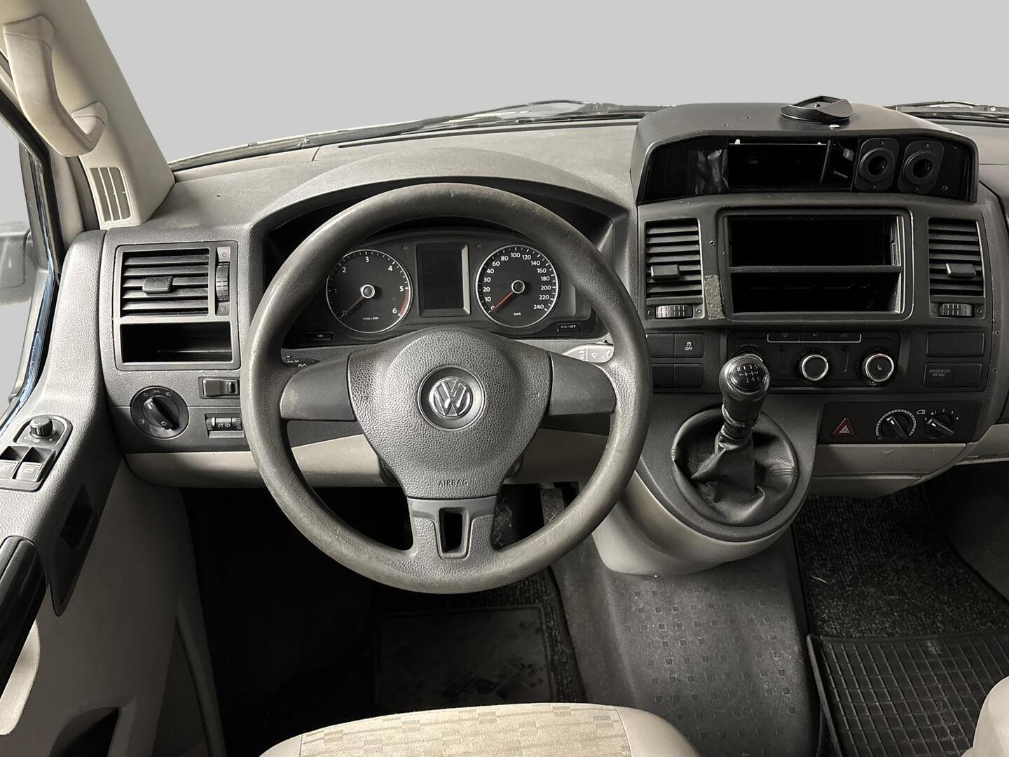 VOLKSWAGEN Transporter 2010