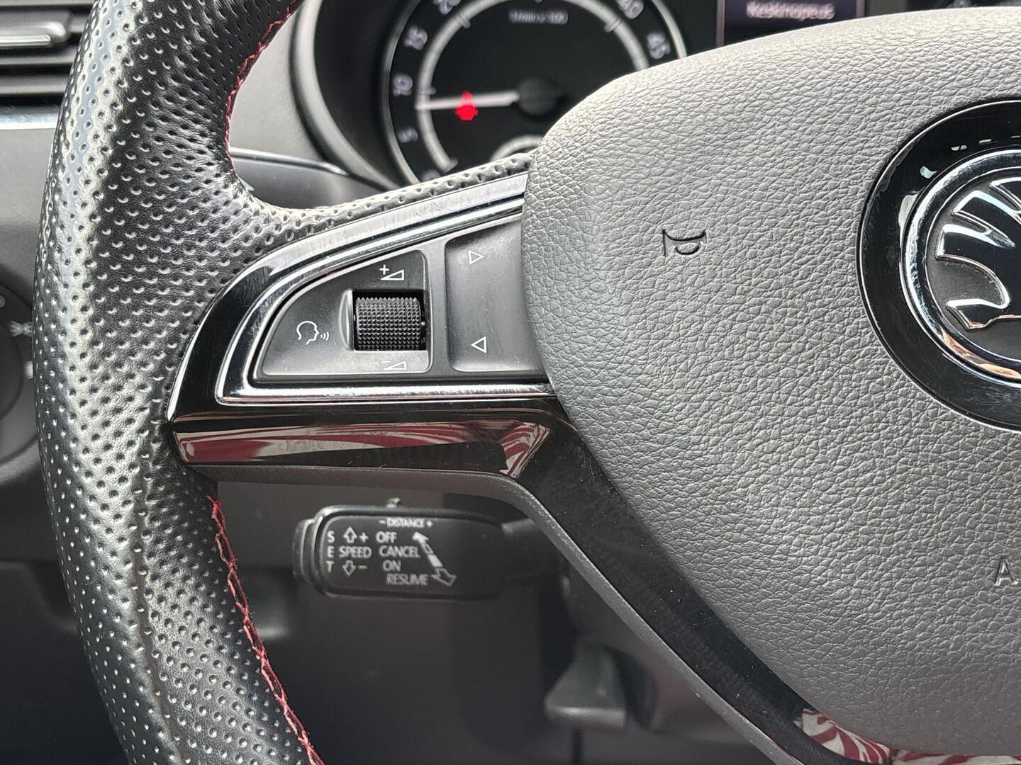 SKODA Octavia 2016
