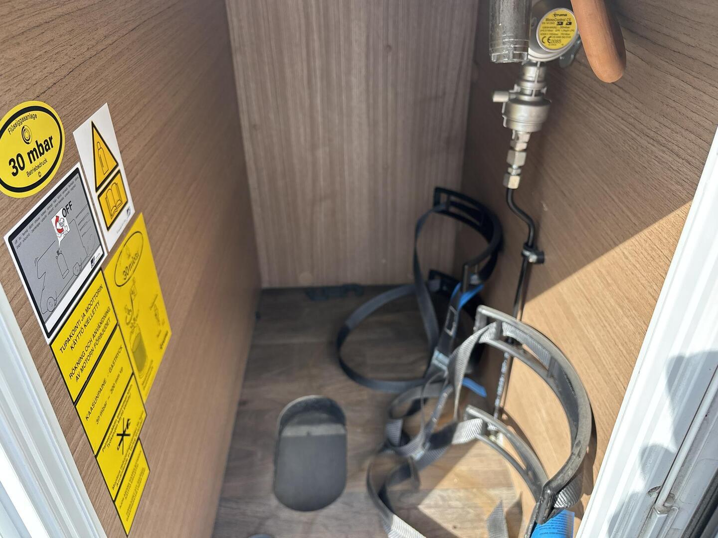CARADO T 447 2018