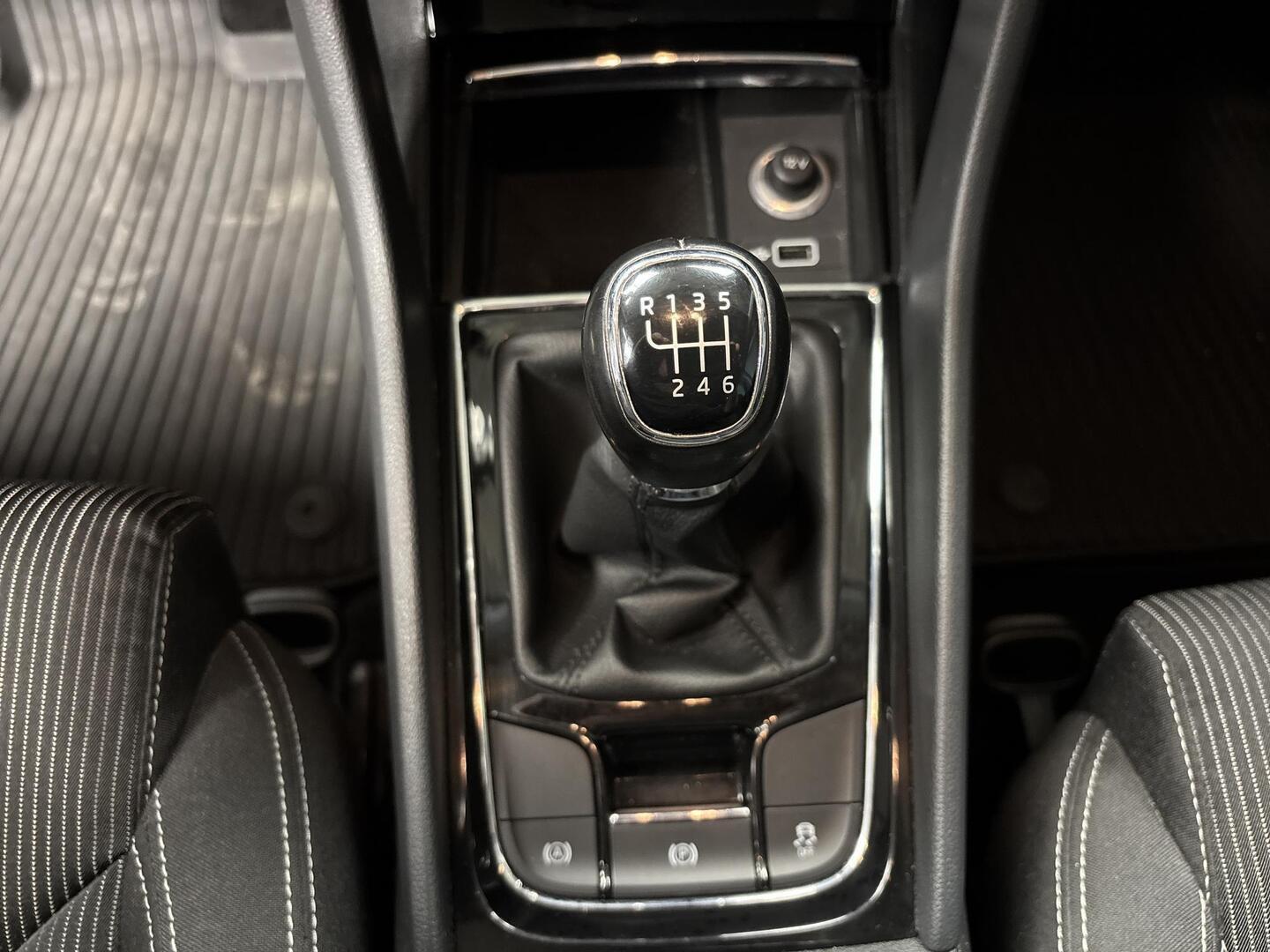 SKODA Karoq 2019