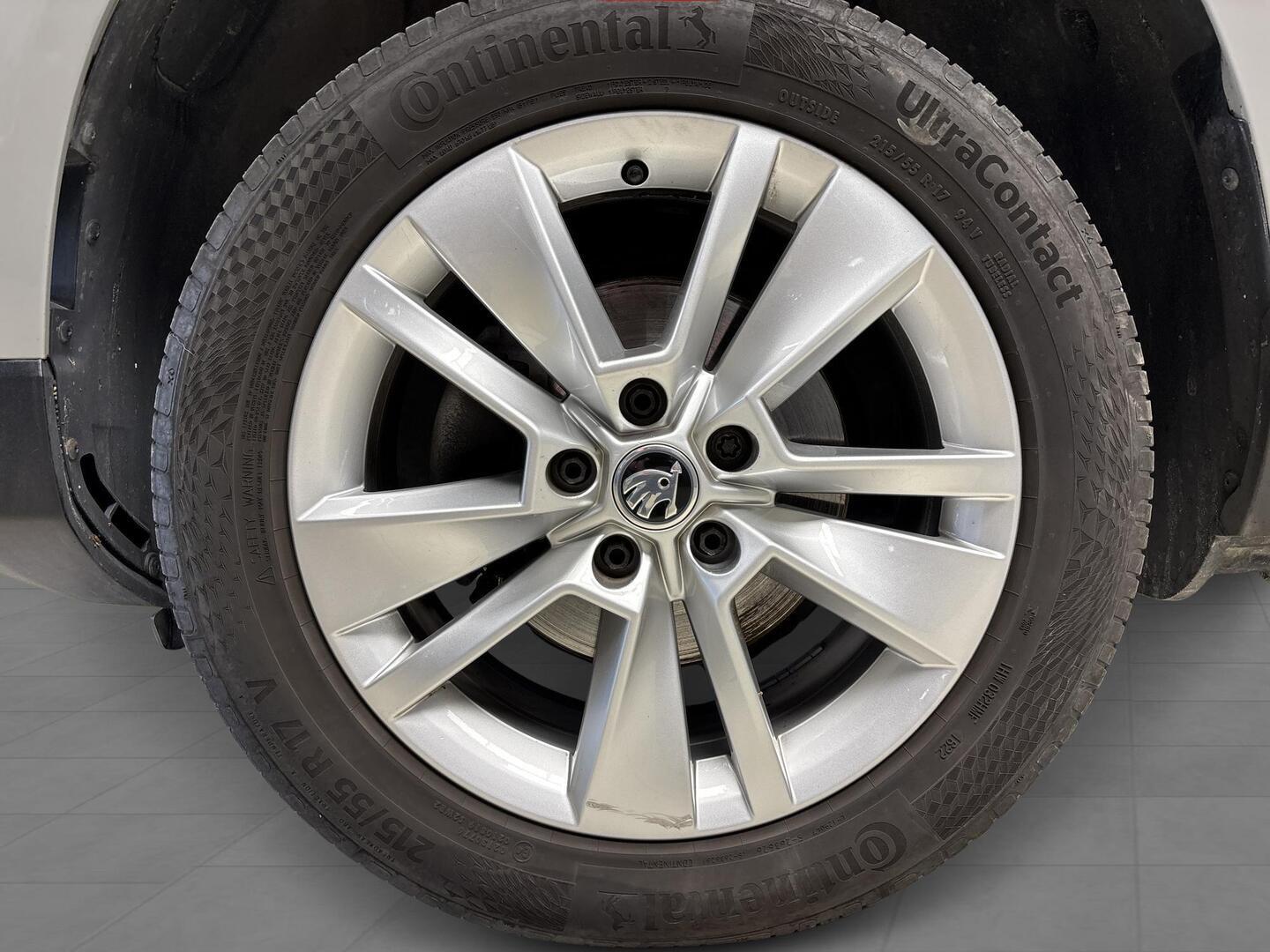 SKODA Karoq 2019