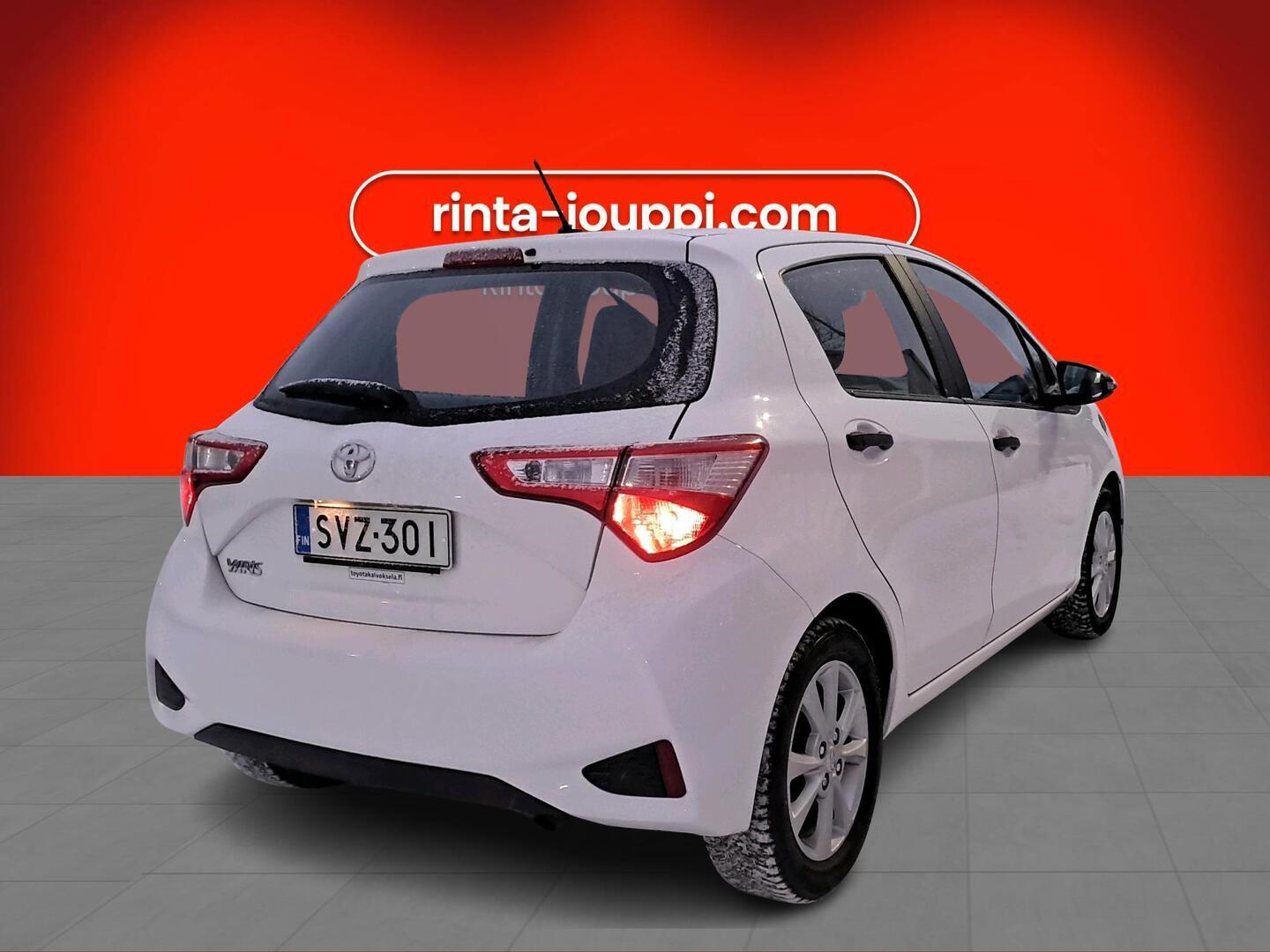 TOYOTA Yaris 2019