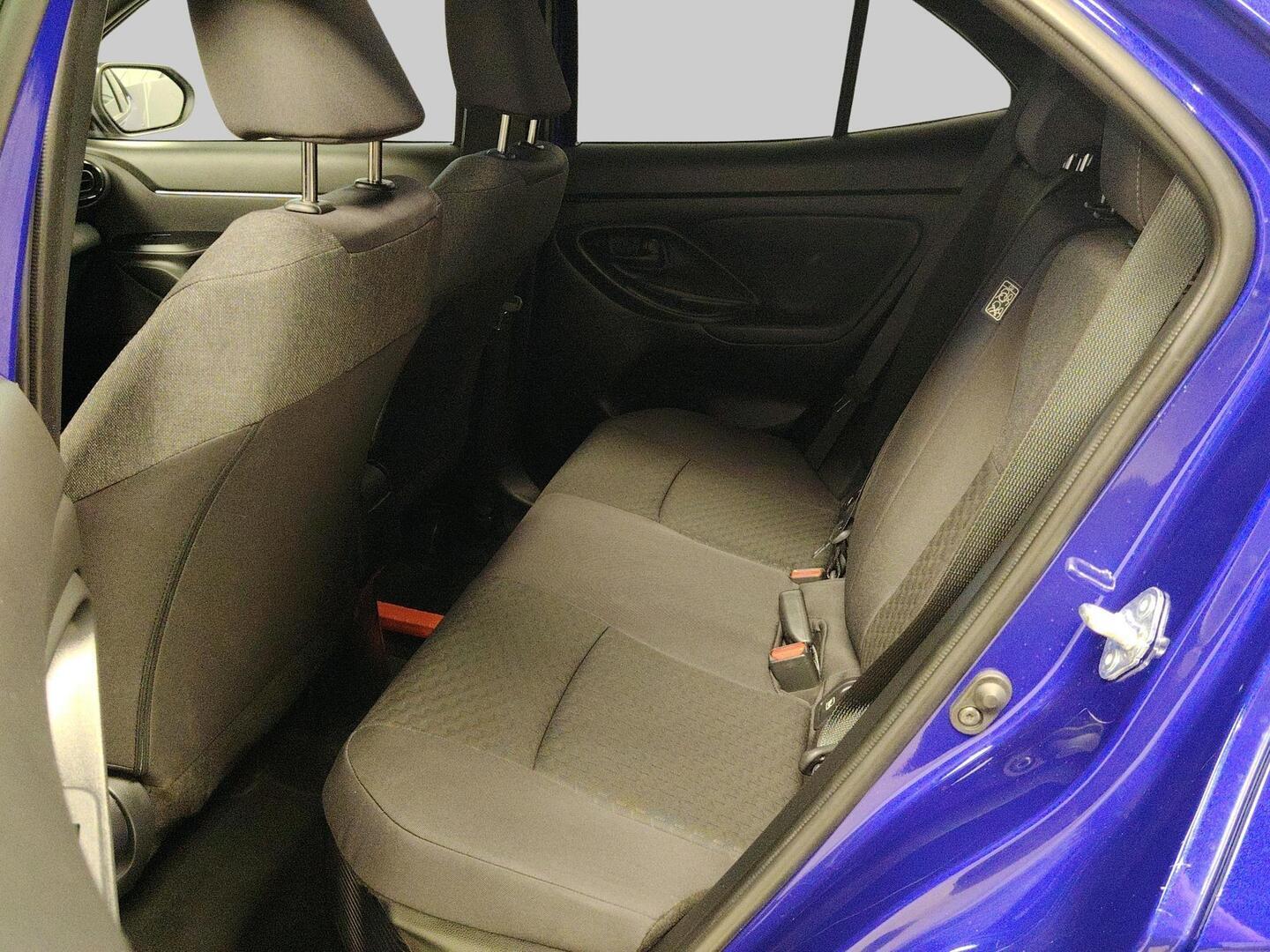 TOYOTA Yaris Cross 2025