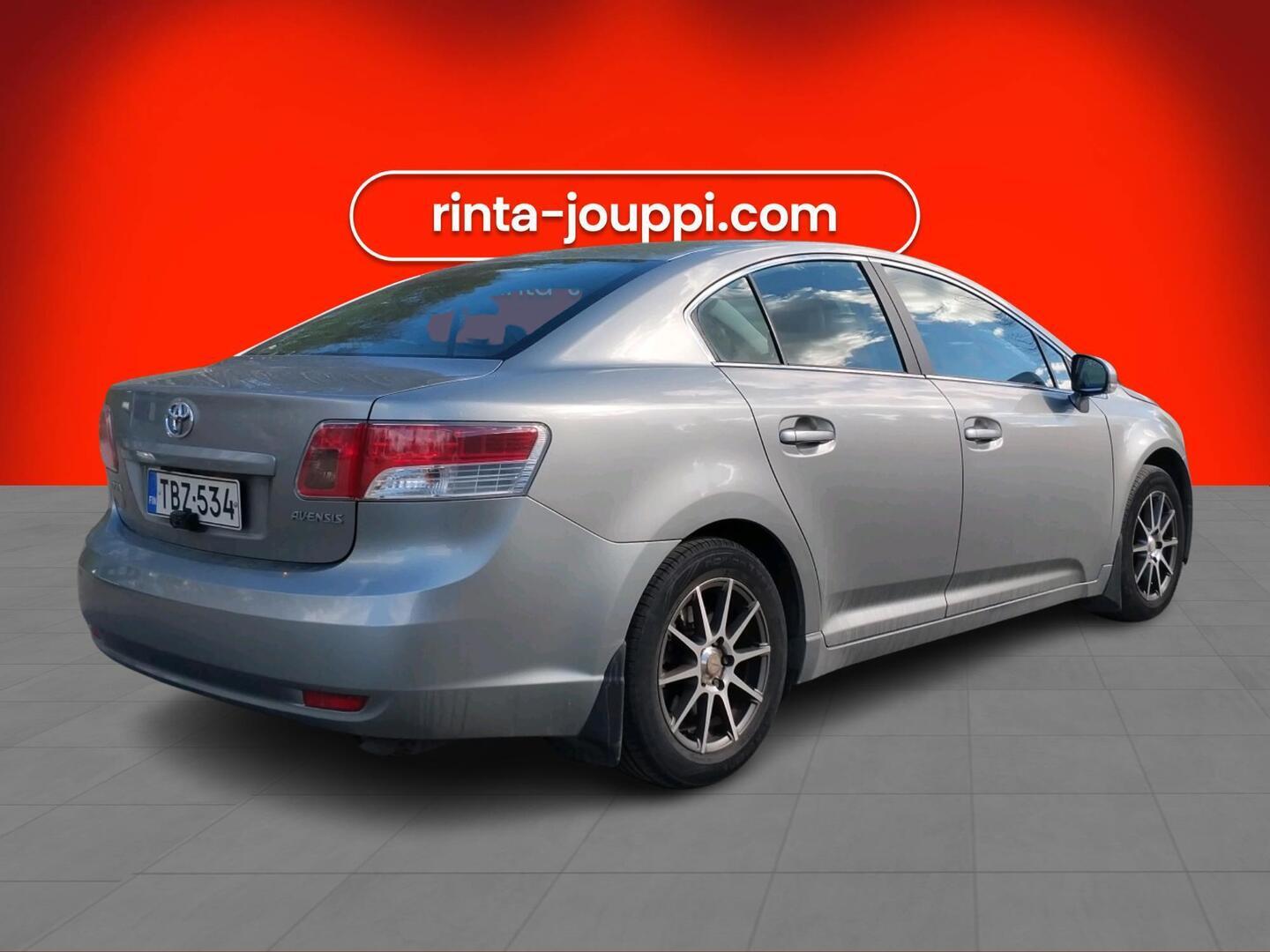 TOYOTA Avensis 2010