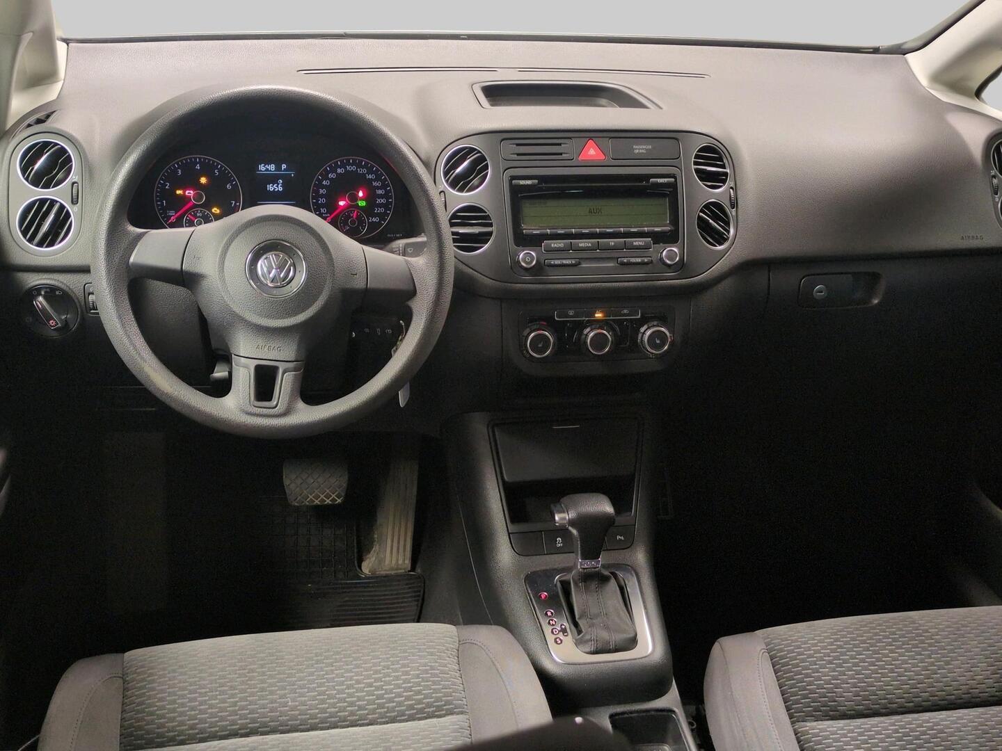 VOLKSWAGEN Golf Plus 2011