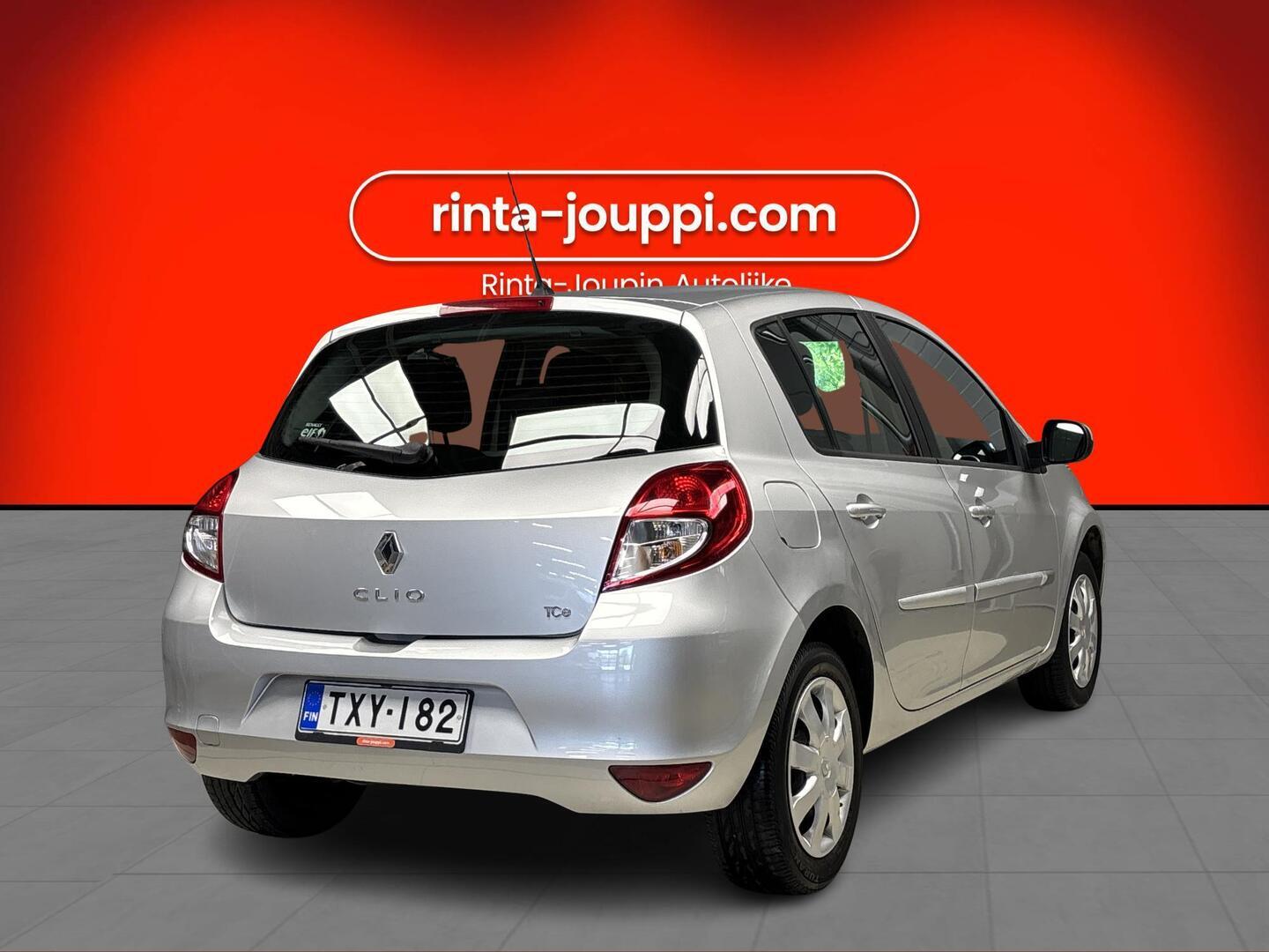 RENAULT Clio 2012
