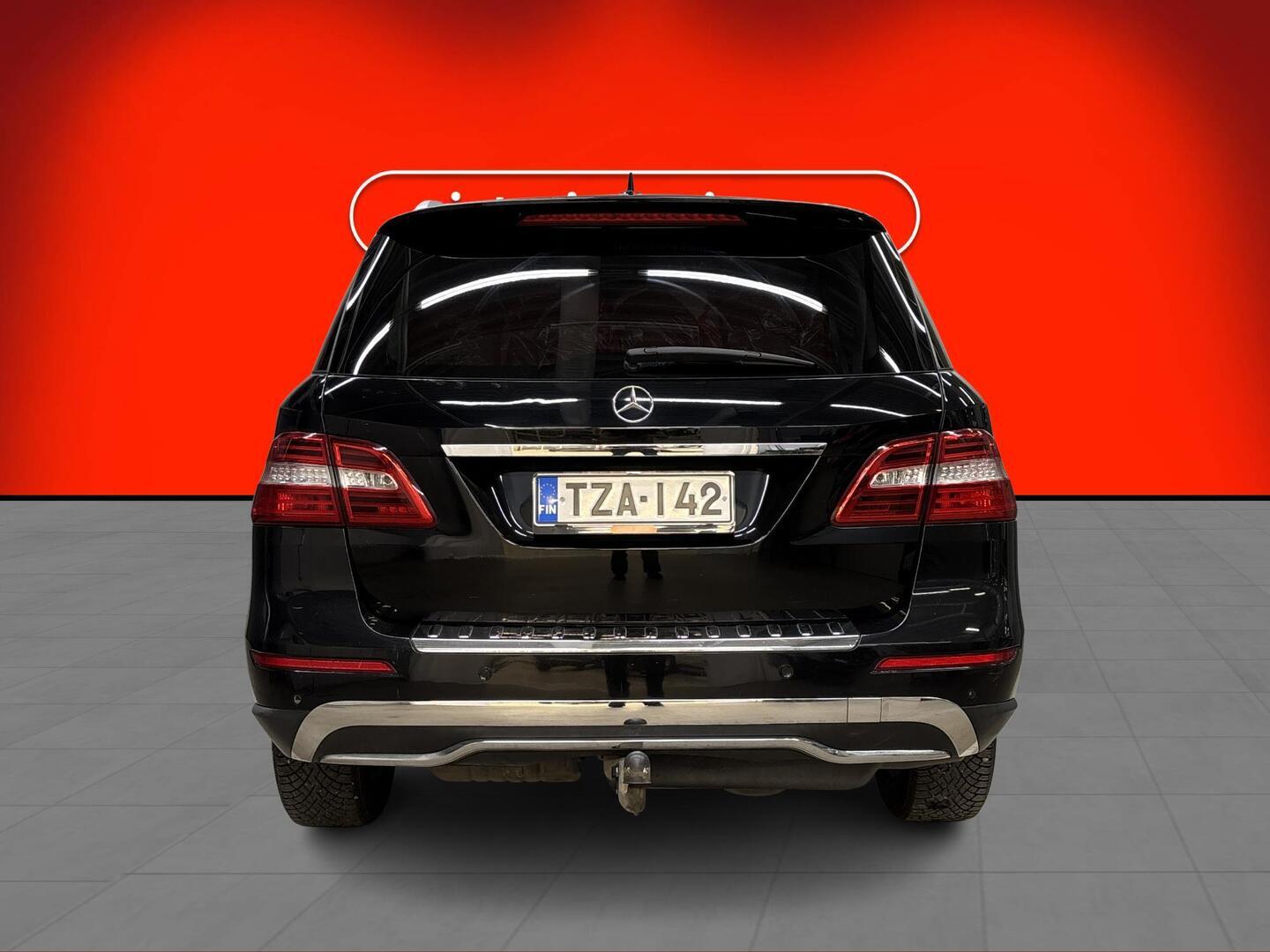 MERCEDES-BENZ ML 2013