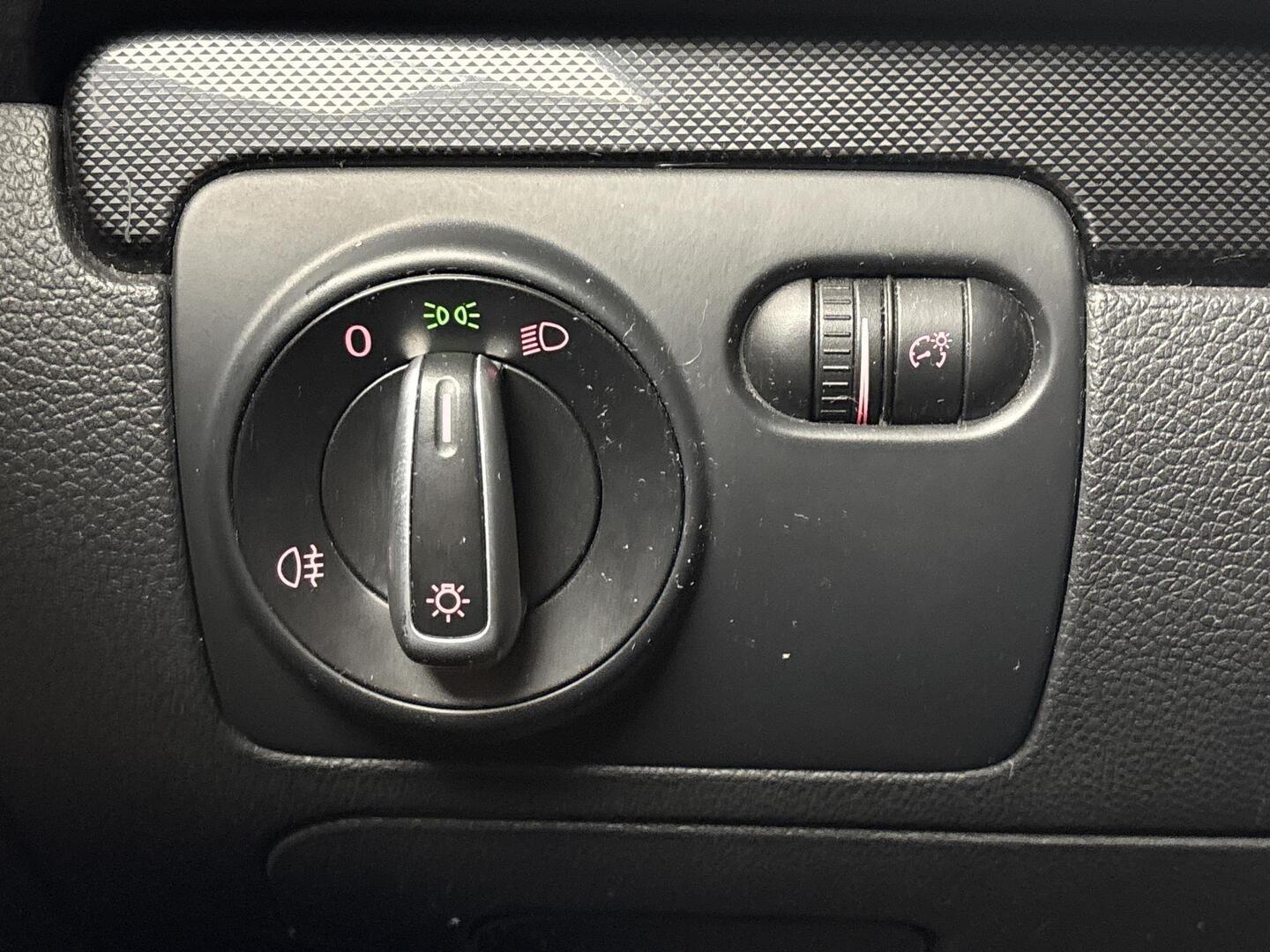 VOLKSWAGEN Golf 2010