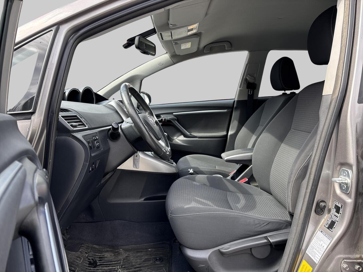 TOYOTA Verso 2014