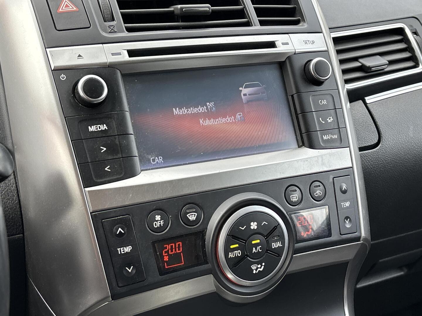 TOYOTA Verso 2014