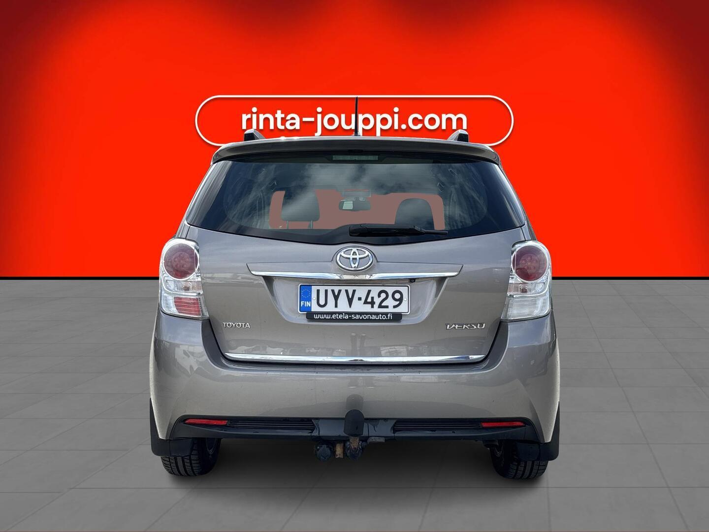 TOYOTA Verso 2014
