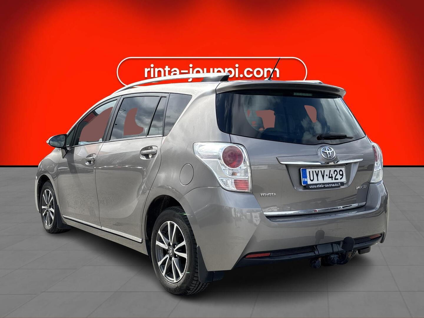 TOYOTA Verso 2014