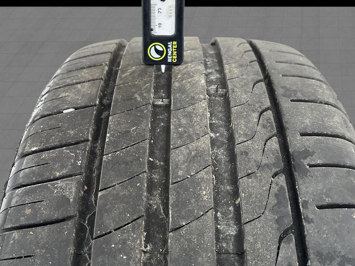 MERCEDES-BENZ E 2015