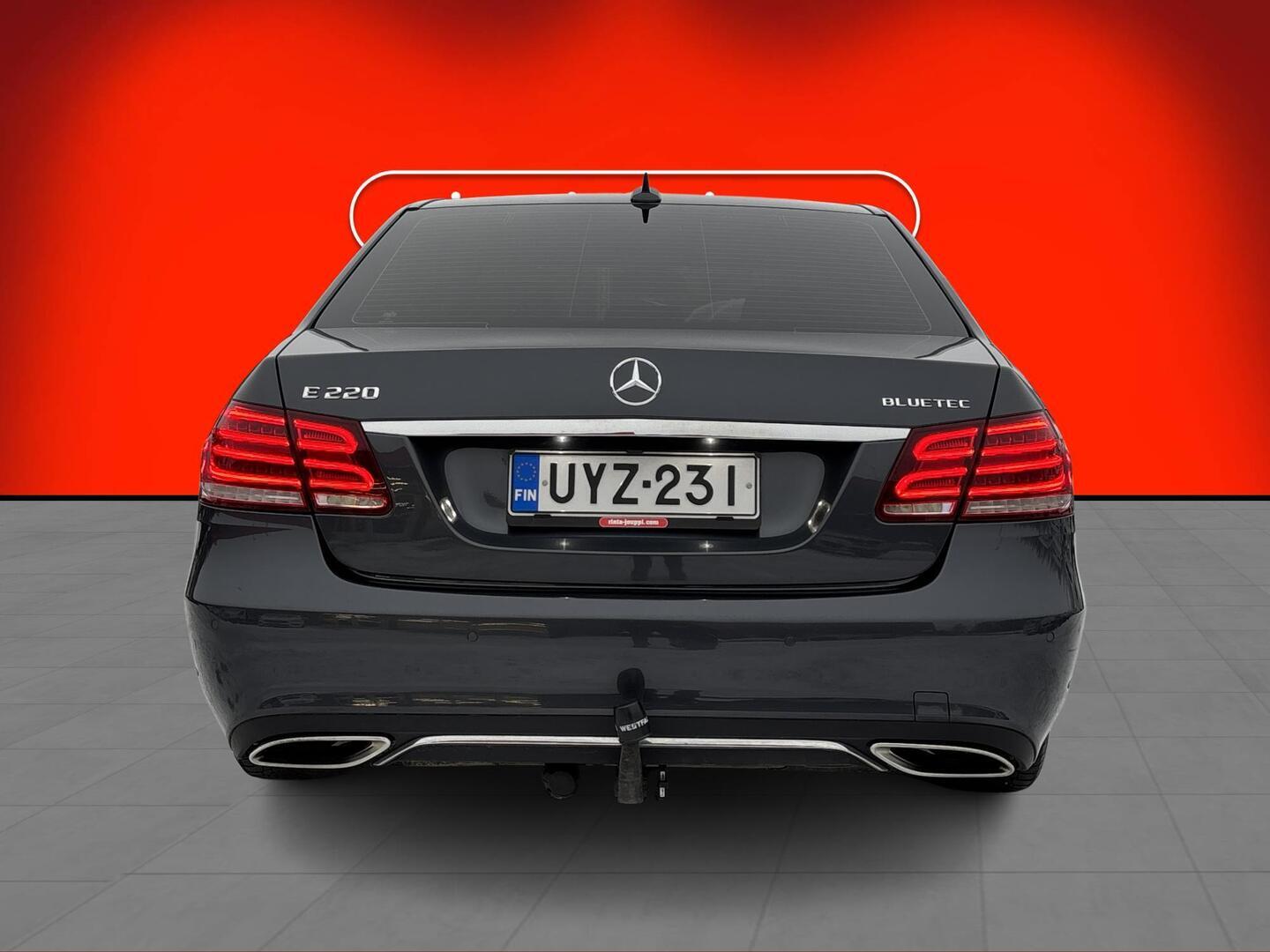 MERCEDES-BENZ E 2015