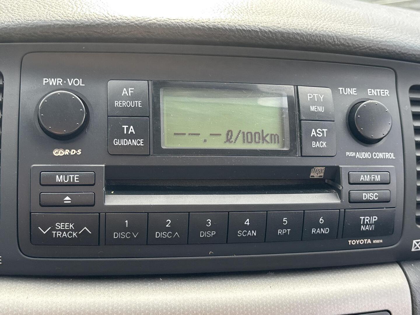 TOYOTA Corolla 2004
