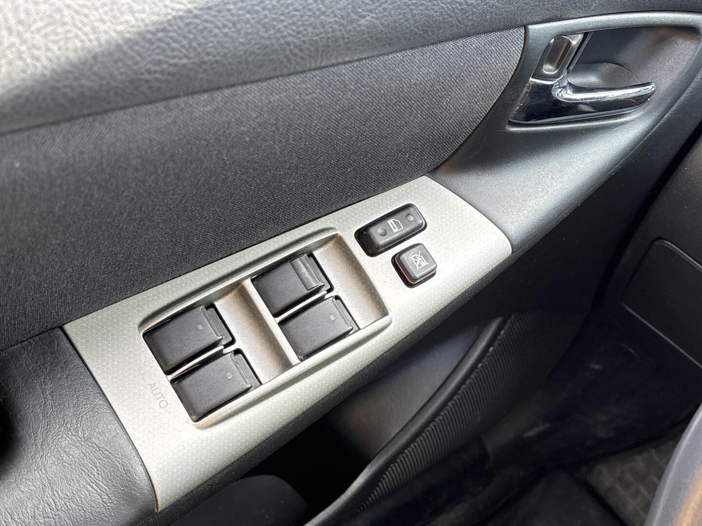 TOYOTA Corolla 2004