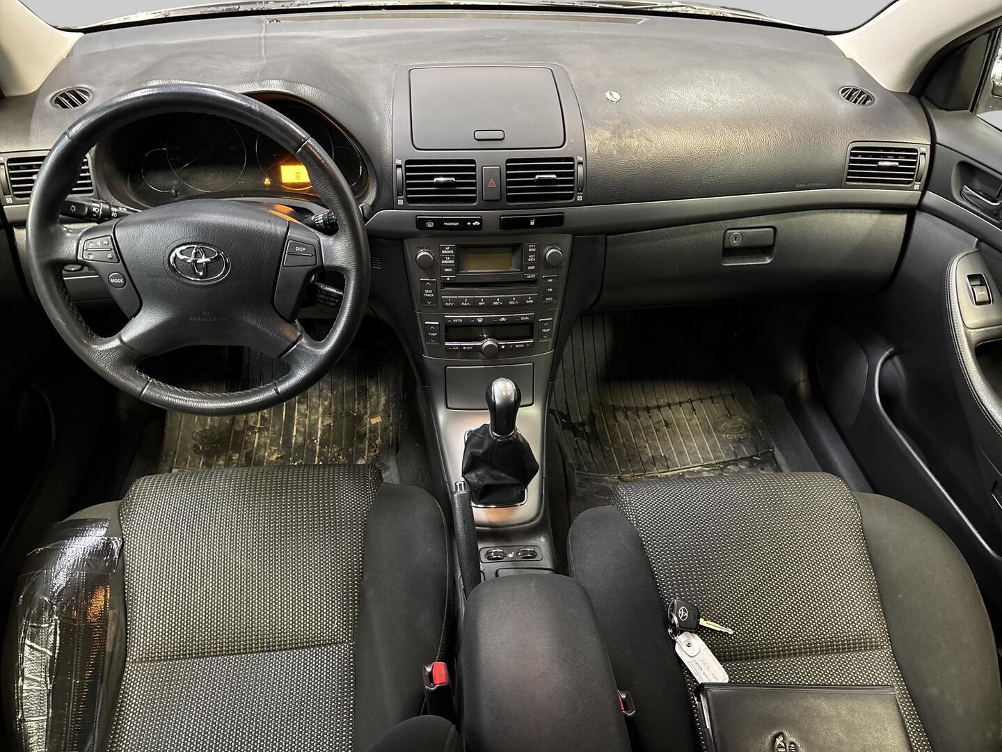 TOYOTA Avensis 2006